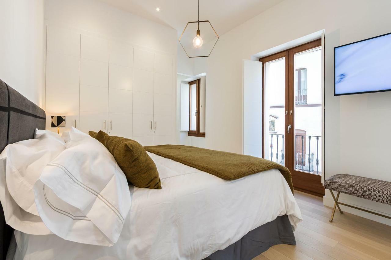 Ohliving Santa Cruz Apartment Sevilla Bagian luar foto
